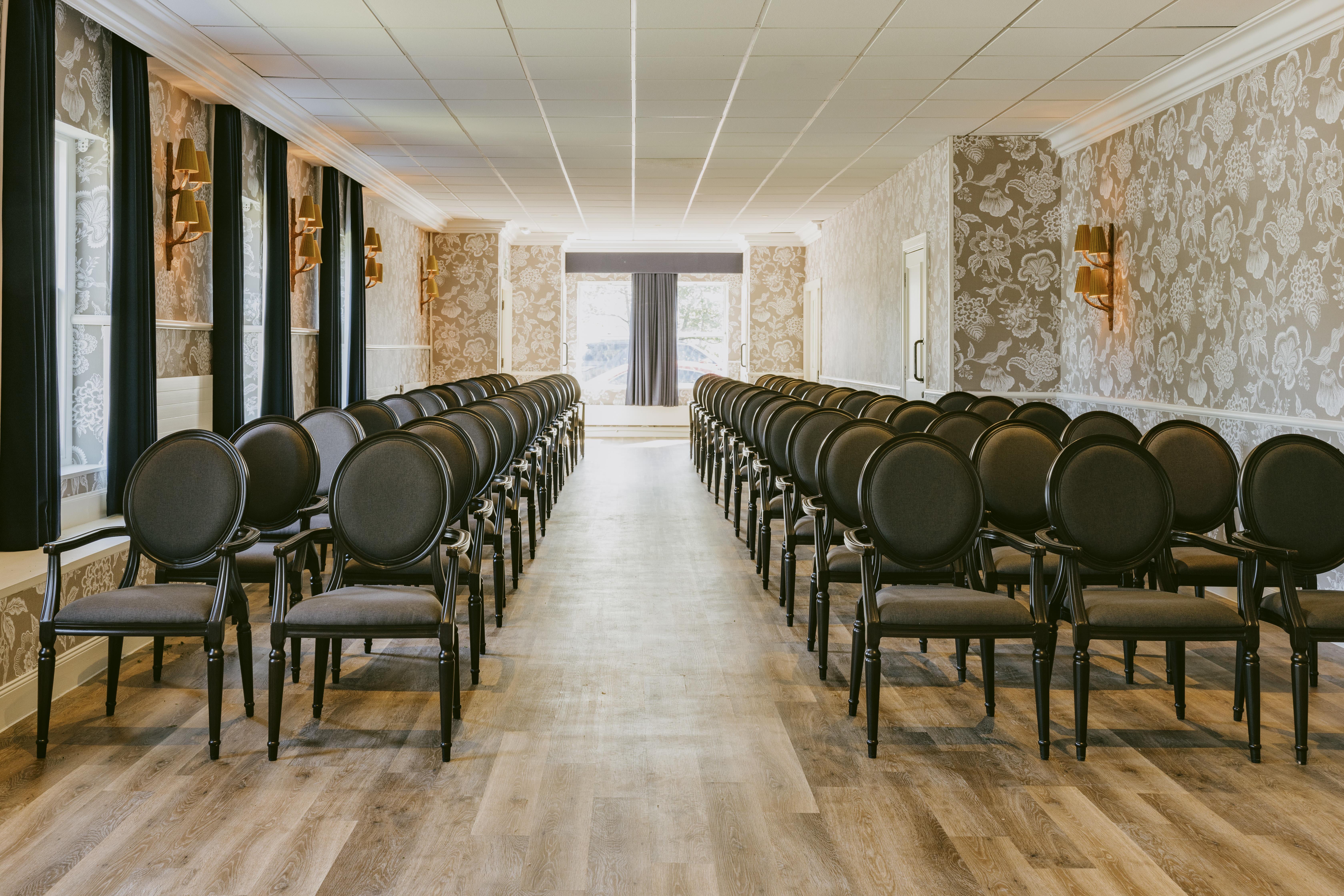 Marine Troon Hotel Exterior foto The interior of the main conference room