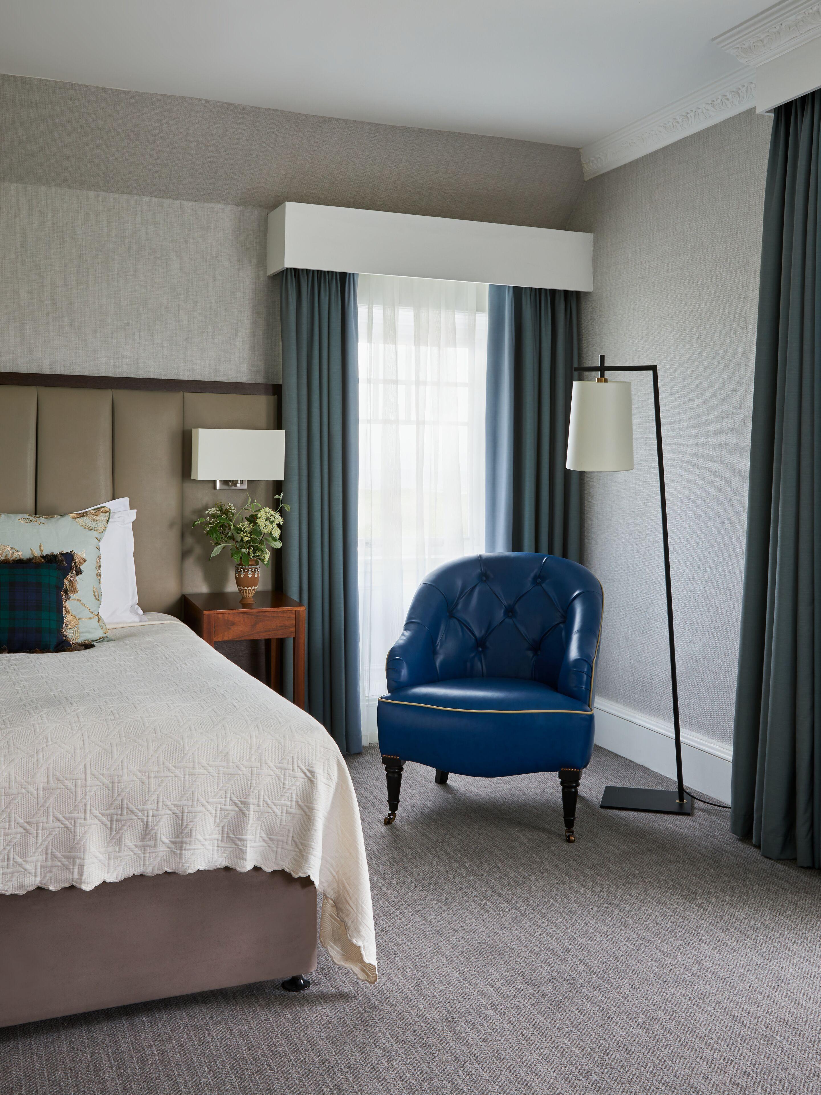 Marine Troon Hotel Exterior foto A bedroom at the hotel