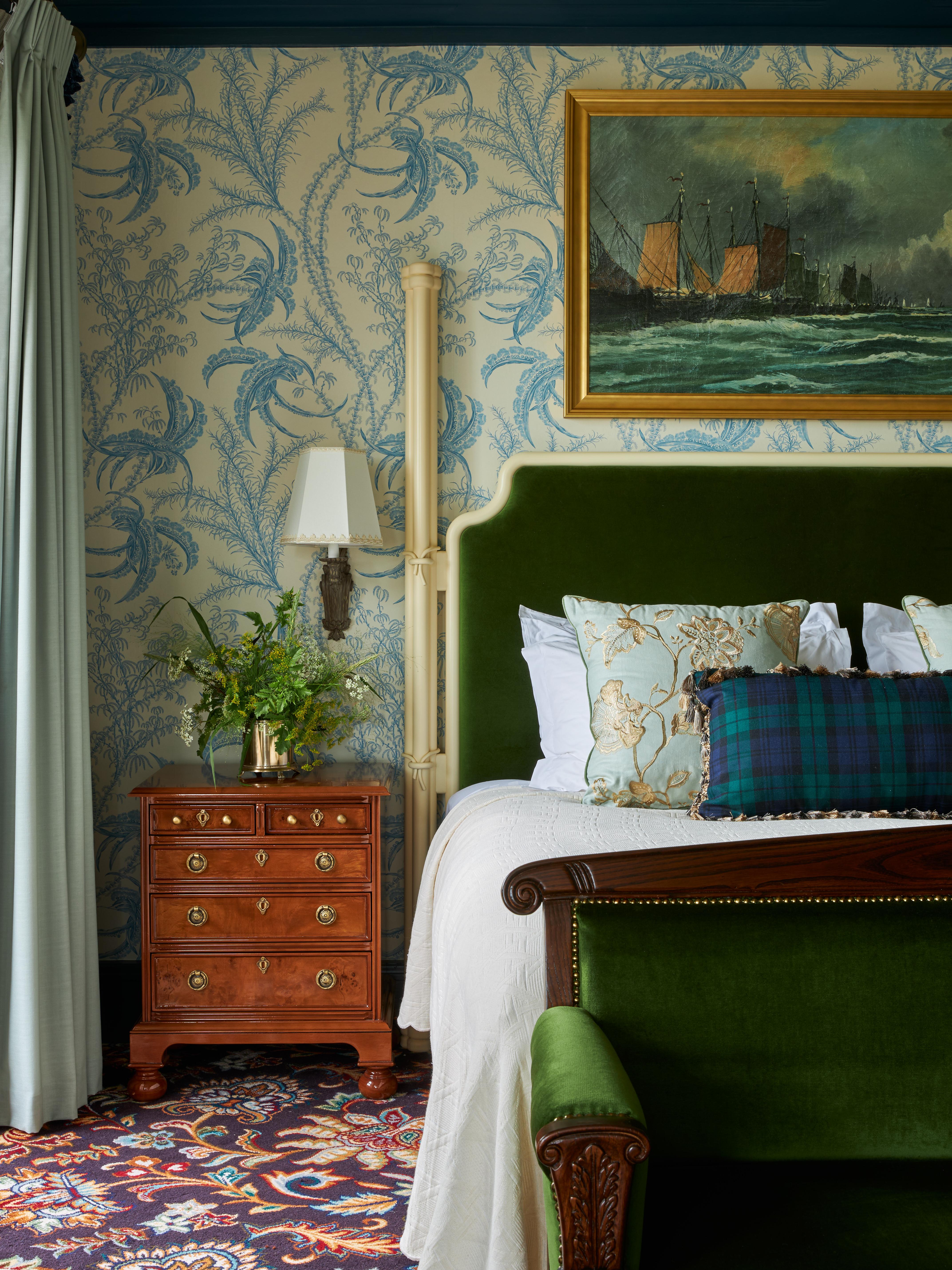 Marine Troon Hotel Exterior foto A bedroom at the Inn